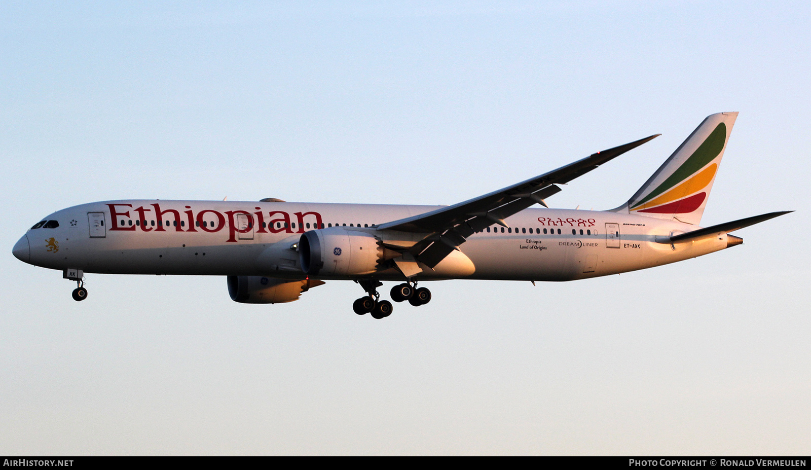 Aircraft Photo of ET-AXK | Boeing 787-9 Dreamliner | Ethiopian Airlines | AirHistory.net #806005