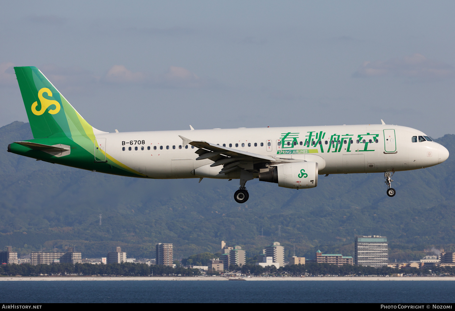 Aircraft Photo of B-6708 | Airbus A320-214 | Spring Airlines | AirHistory.net #806190