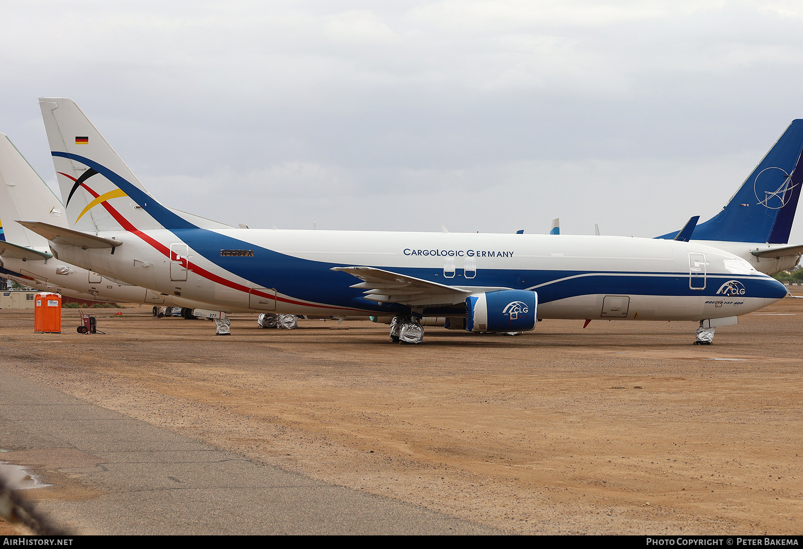 Aircraft Photo of N468VX | Boeing 737-46J(SF) | CargoLogic Germany - CLG | AirHistory.net #806201