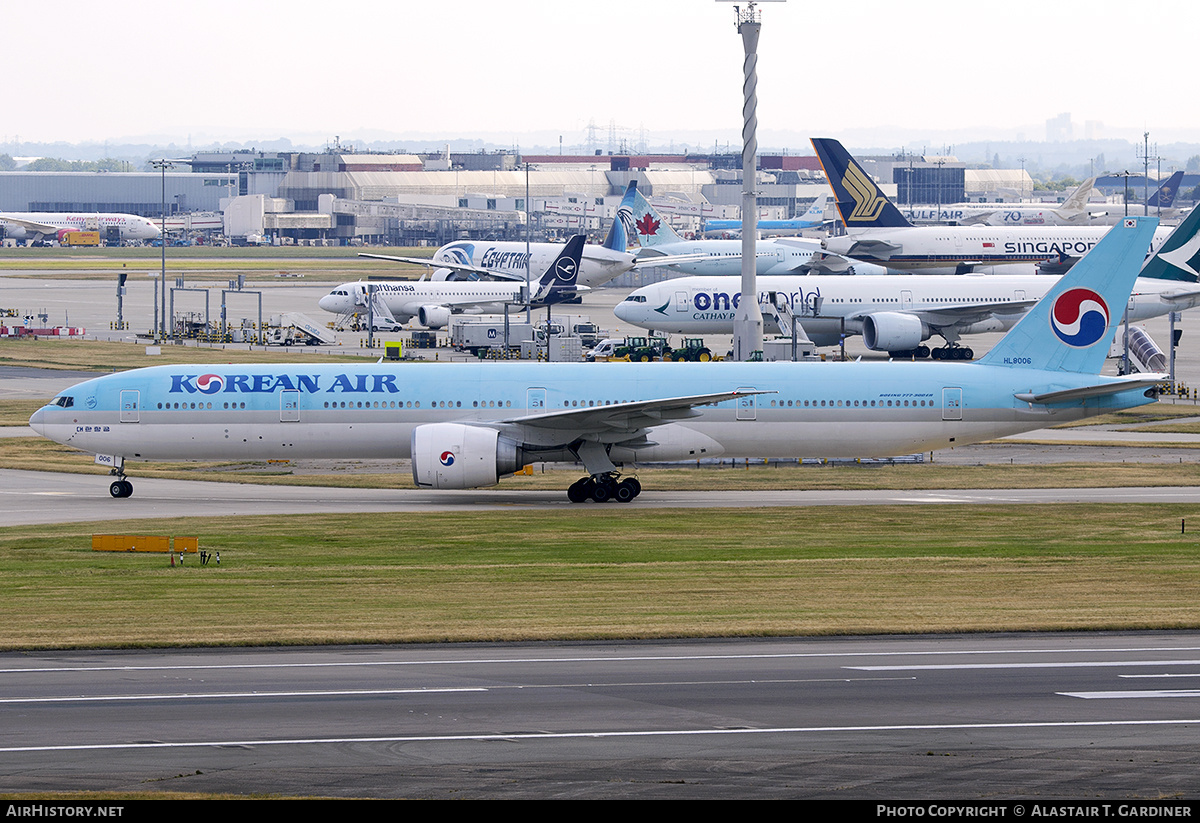Aircraft Photo of HL8006 | Boeing 777-3B5/ER | Korean Air | AirHistory.net #806297