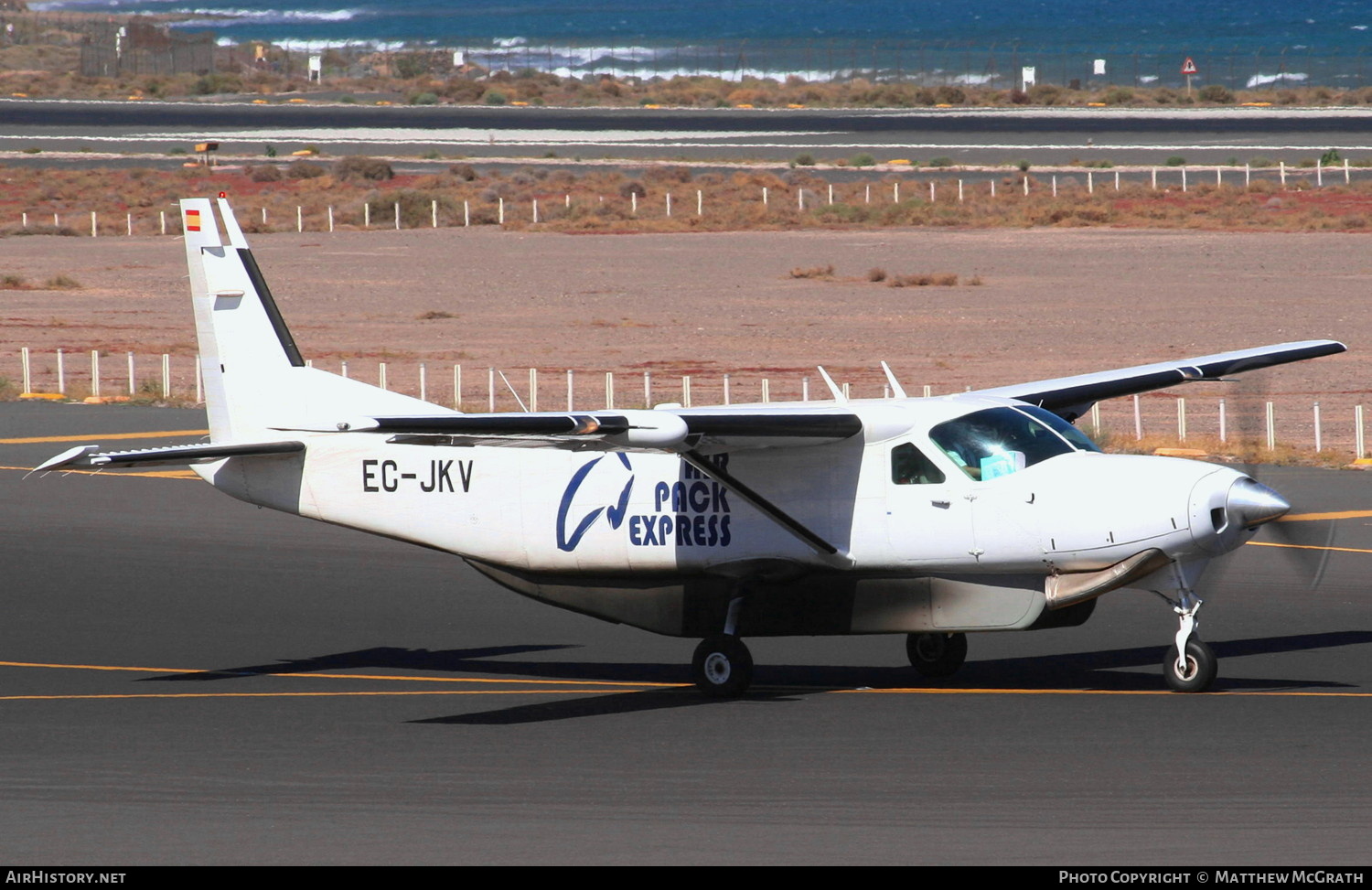 Aircraft Photo of EC-JKV | Cessna 208B Grand Caravan | AirHistory.net #806322