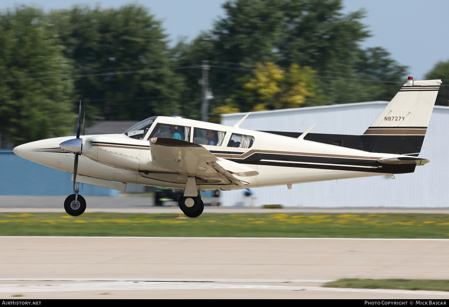 Aircraft Photo of N8727Y | Piper PA-30 Twin Comanche | AirHistory.net #806348
