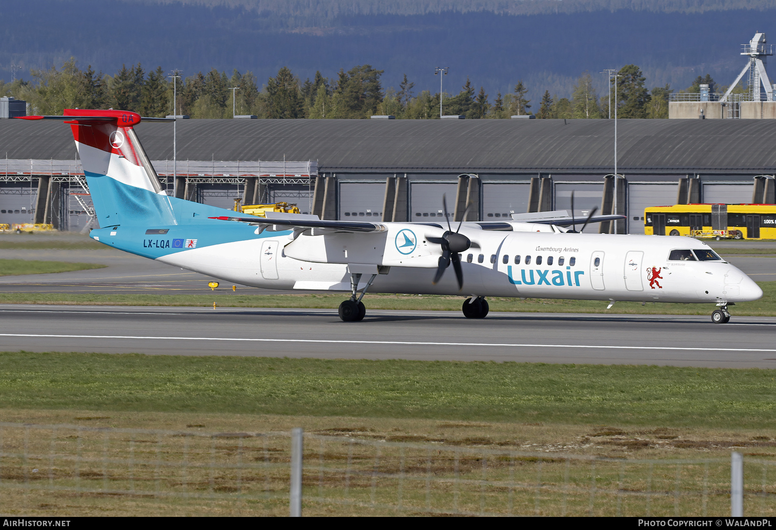Aircraft Photo of LX-LQA | Bombardier DHC-8-402 Dash 8 | Luxair | AirHistory.net #806409