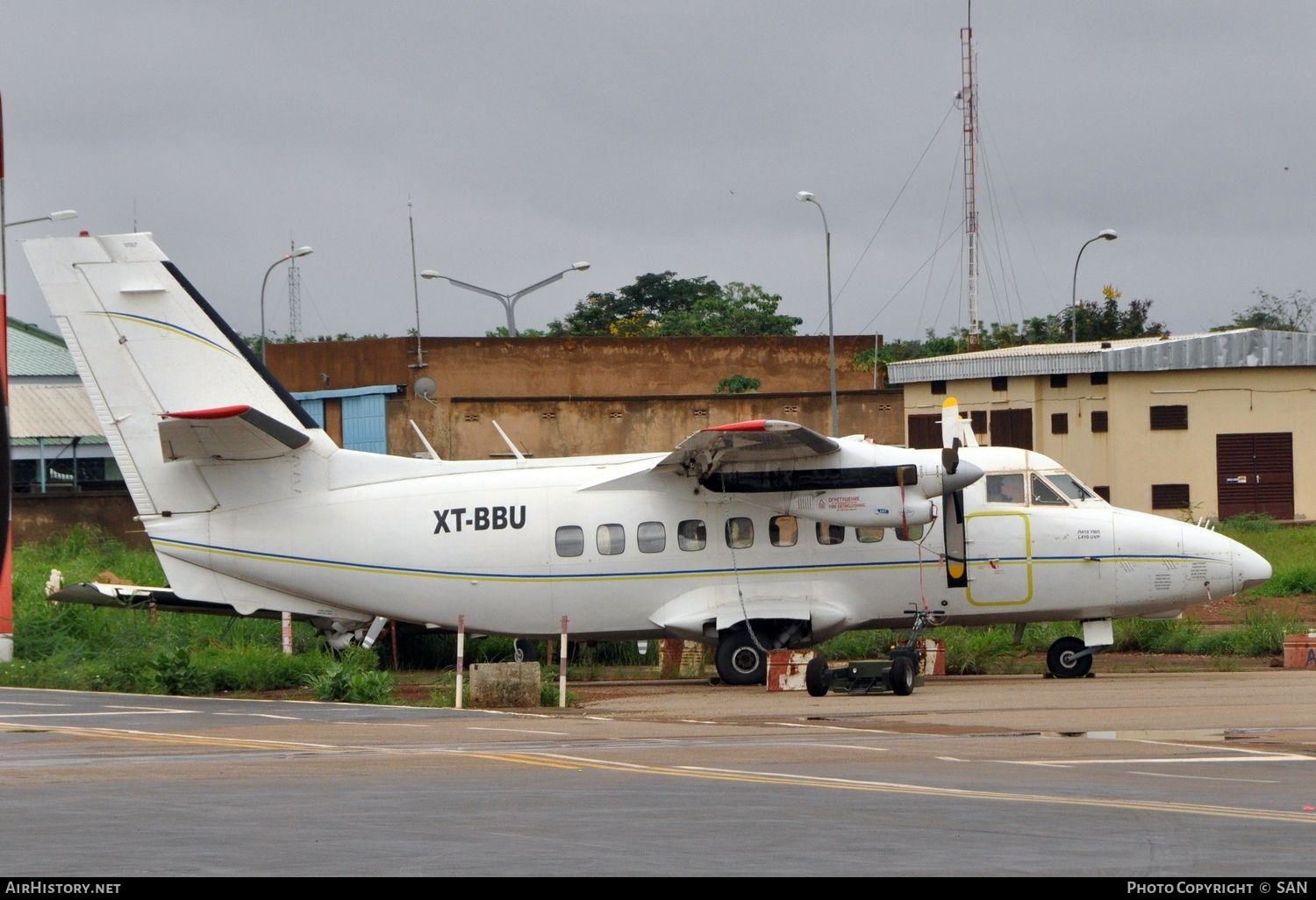 Aircraft Photo of XT-BBU | Let L-410UVP Turbolet | AirHistory.net #806472