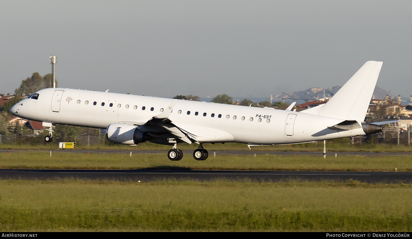 Aircraft Photo of P4-EST | Embraer Lineage 1000 (ERJ-190-100ECJ) | AirHistory.net #806481