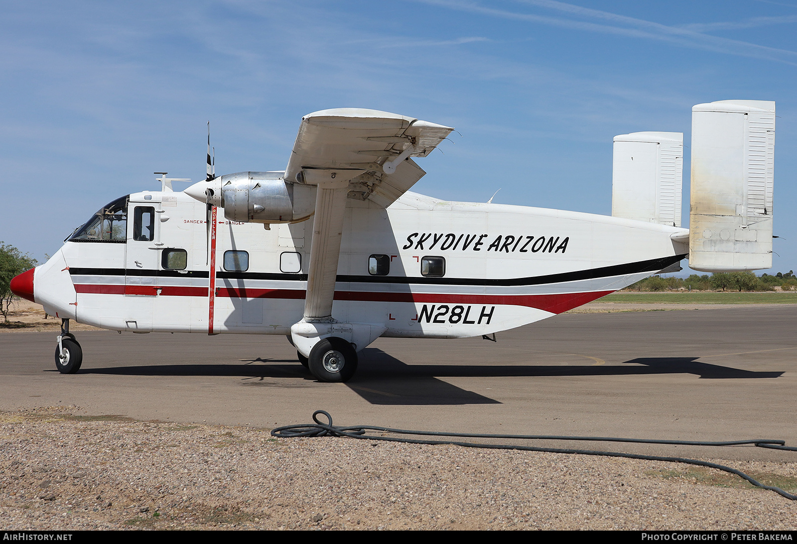 Aircraft Photo of N28LH | Short SC.7 Skyvan 3-200 | Skydive Arizona | AirHistory.net #806526