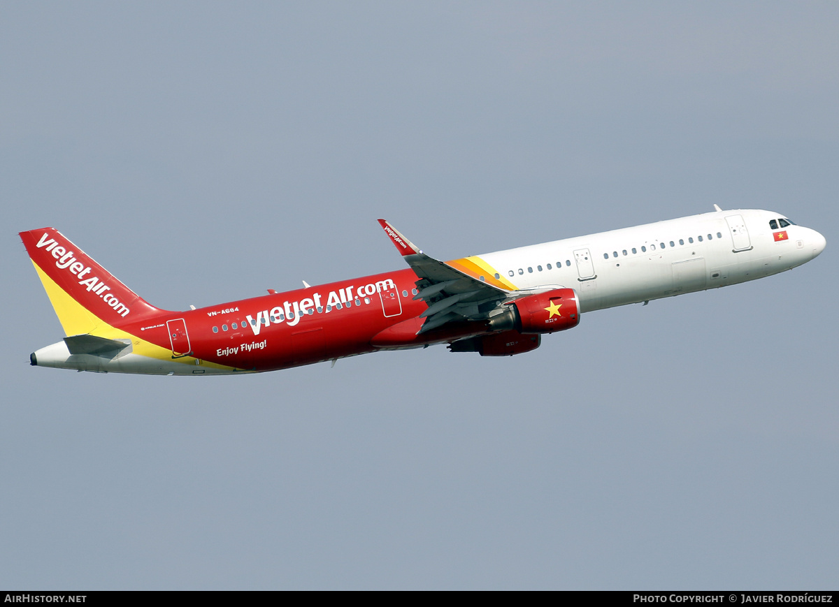 Aircraft Photo of VN-A684 | Airbus A321-211 | VietJet Air | AirHistory.net #806617