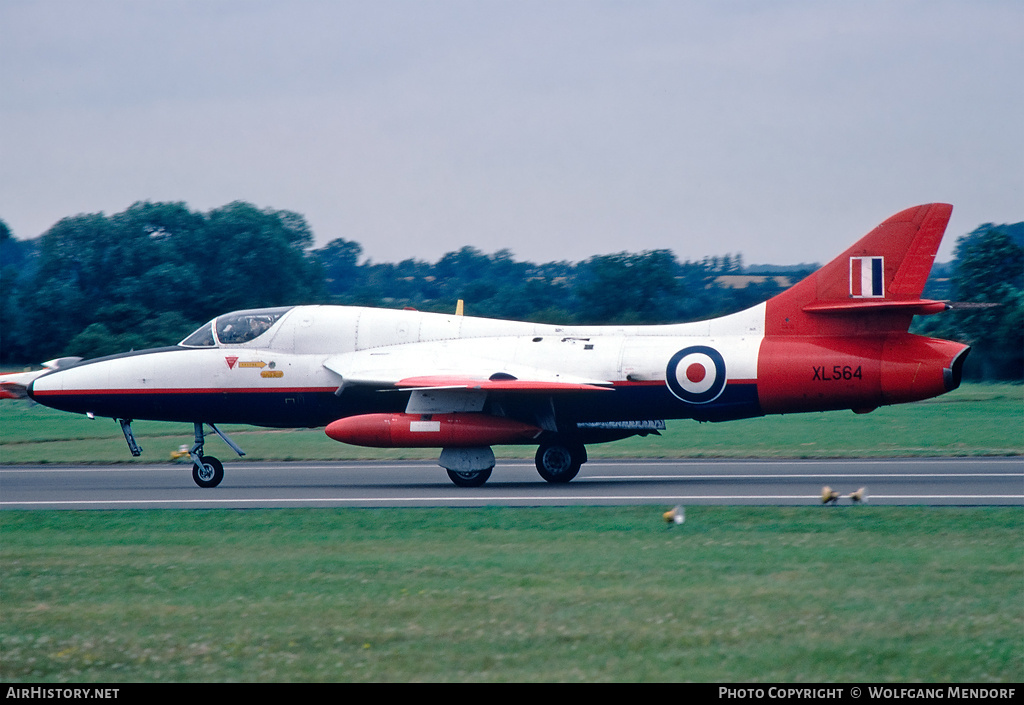 Aircraft Photo of XL564 | Hawker Hunter T7 | UK - Air Force | AirHistory.net #806645