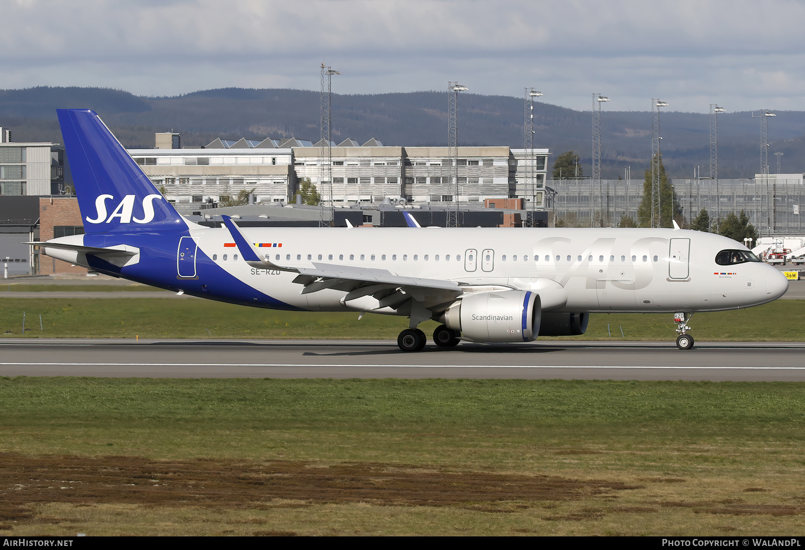 Aircraft Photo of SE-RZD | Airbus A320-251N | Scandinavian Airlines - SAS | AirHistory.net #806808