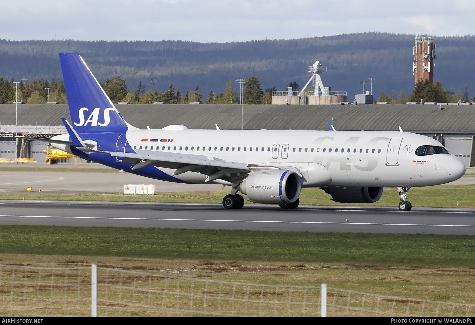 Aircraft Photo of SE-RUC | Airbus A320-251N | Scandinavian Airlines - SAS | AirHistory.net #806816
