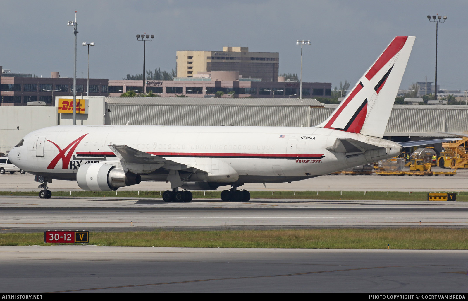 Aircraft Photo of N740AX | Boeing 767-232(BDSF) | ABX Air | AirHistory.net #806874