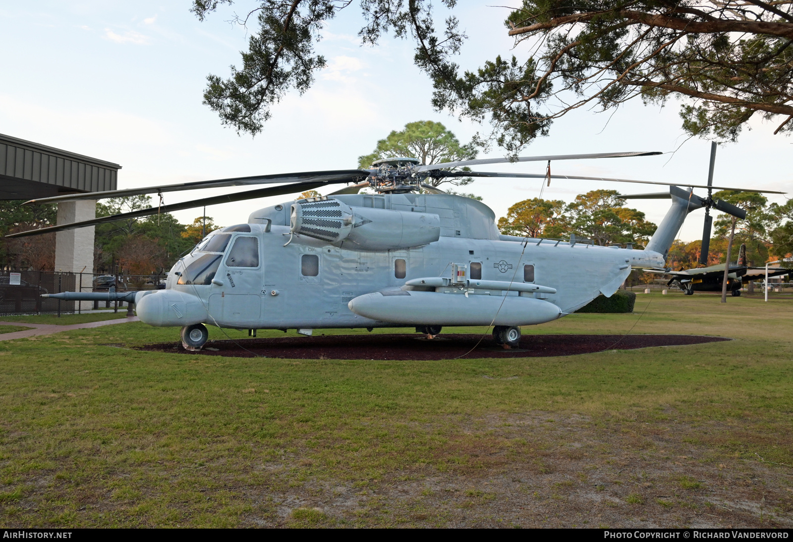 Aircraft Photo of 68-10928 / 10928 | Sikorsky CH-53C Super Jolly Green Giant | USA - Air Force | AirHistory.net #806918