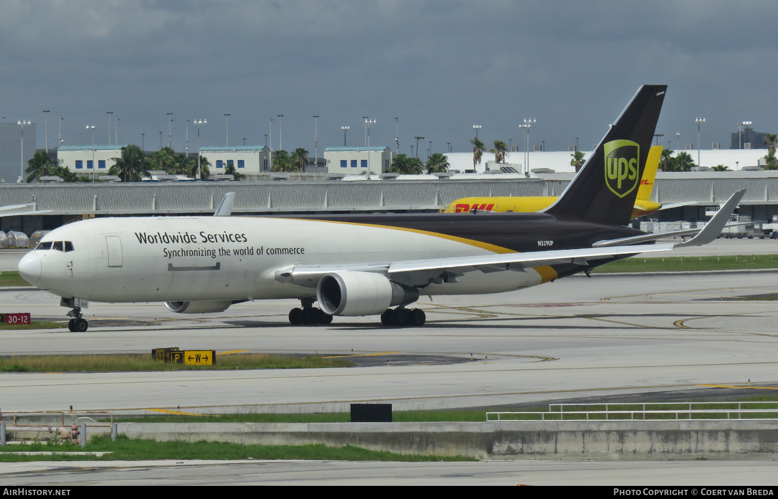 Aircraft Photo of N329UP | Boeing 767-34AF/ER | United Parcel Service - UPS | AirHistory.net #806937