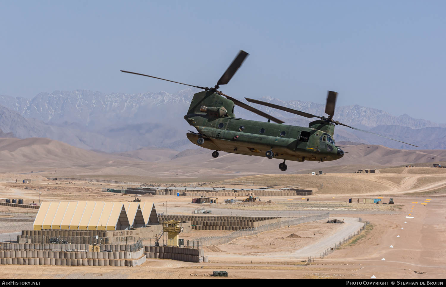 Airport photo of Tarin Kowt / Tereen (OATN / TII) in Afghanistan | AirHistory.net #806973