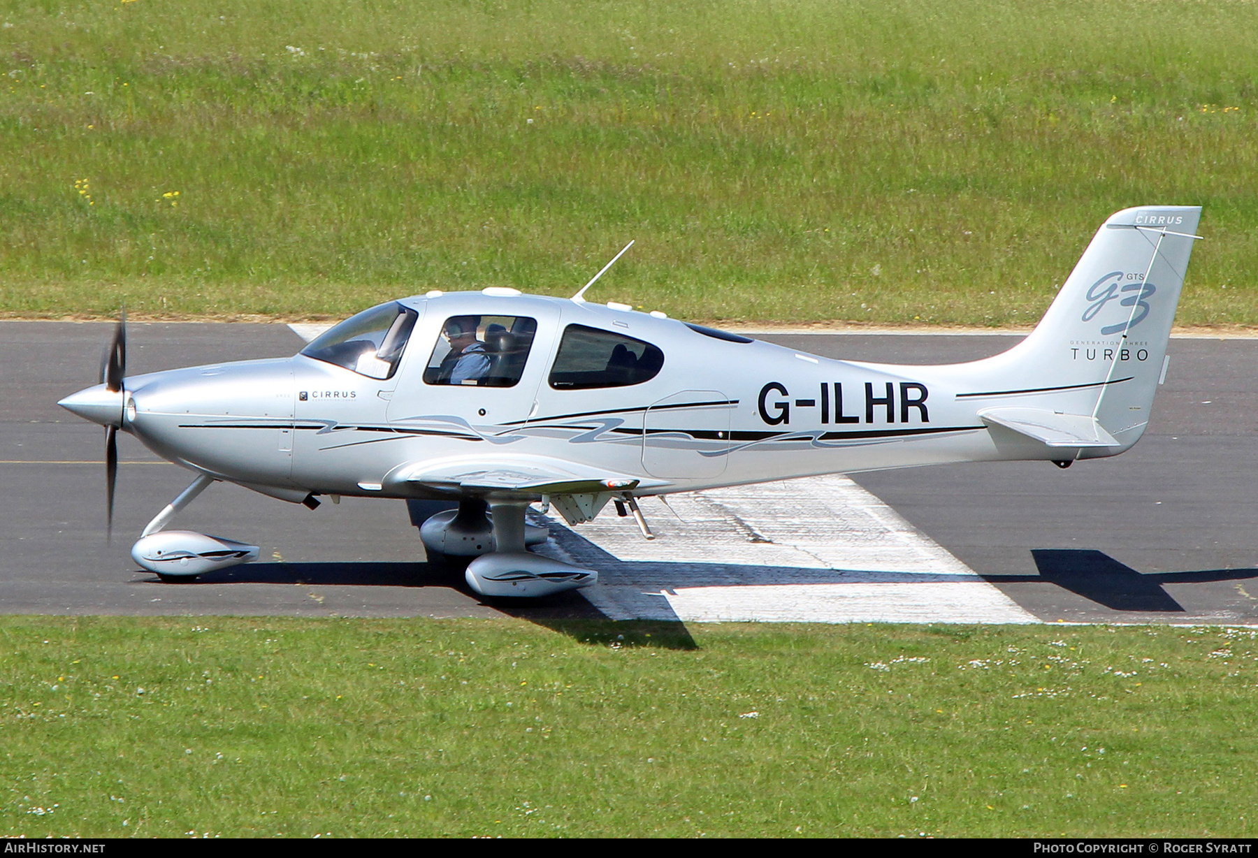 Aircraft Photo of G-ILHR | Cirrus SR-22 G3-GTS Turbo | AirHistory.net #807113