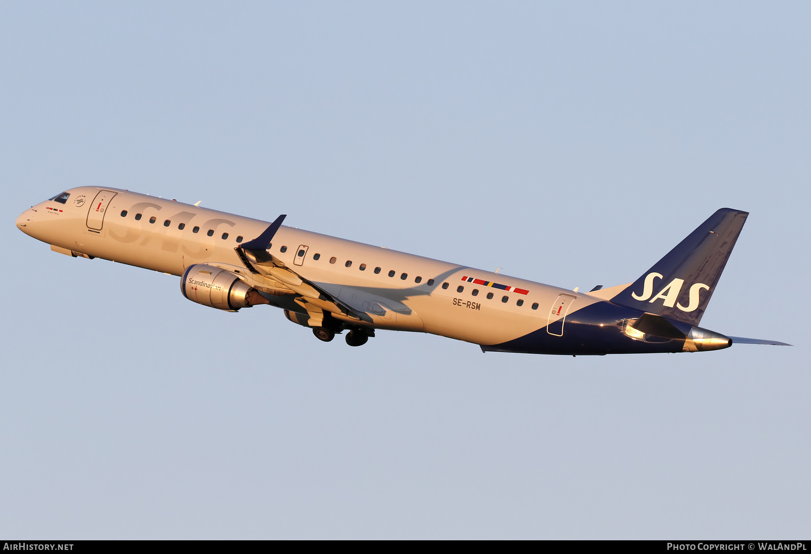 Aircraft Photo of SE-RSM | Embraer 195LR (ERJ-190-200LR) | Scandinavian Airlines - SAS | AirHistory.net #807131