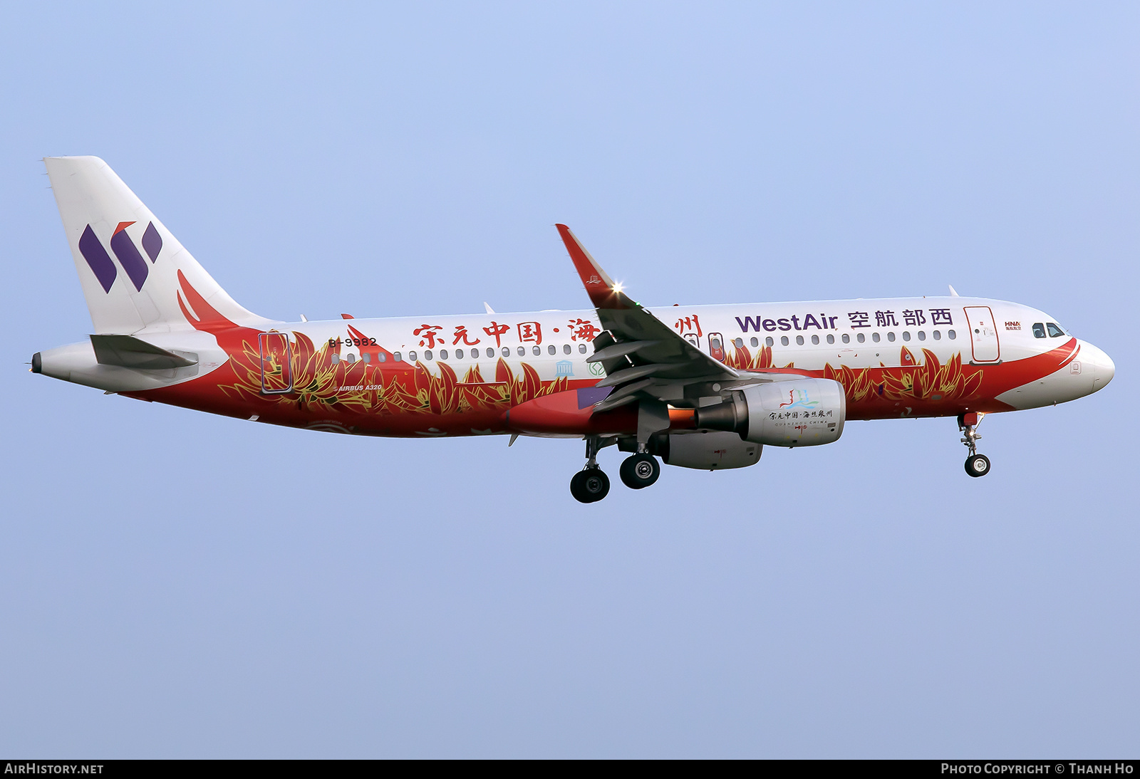 Aircraft Photo of B-9982 | Airbus A320-214 | West Air | AirHistory.net #807146
