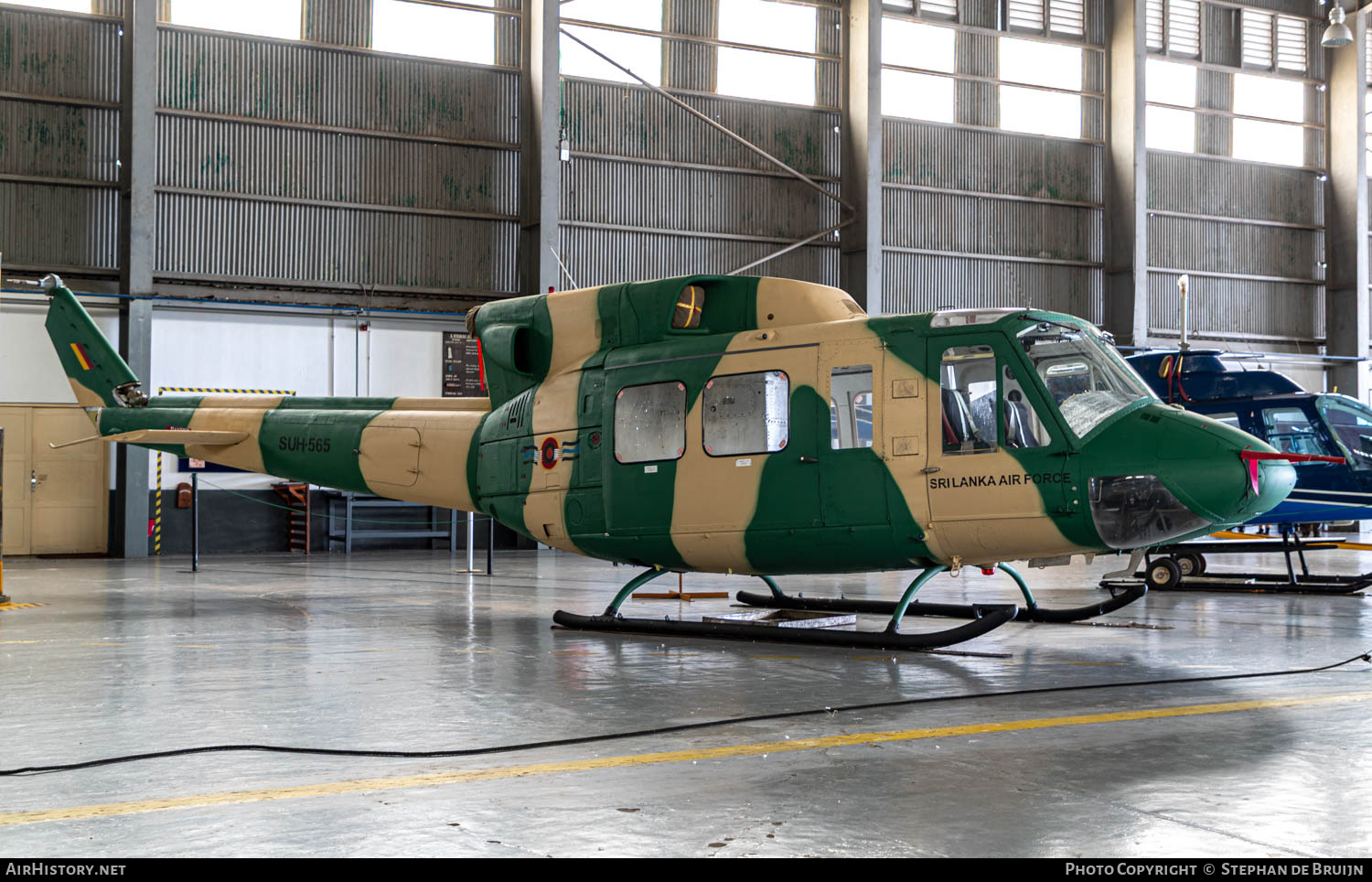 Aircraft Photo of SUH-565 | Bell 212 | Sri Lanka - Air Force | AirHistory.net #807190