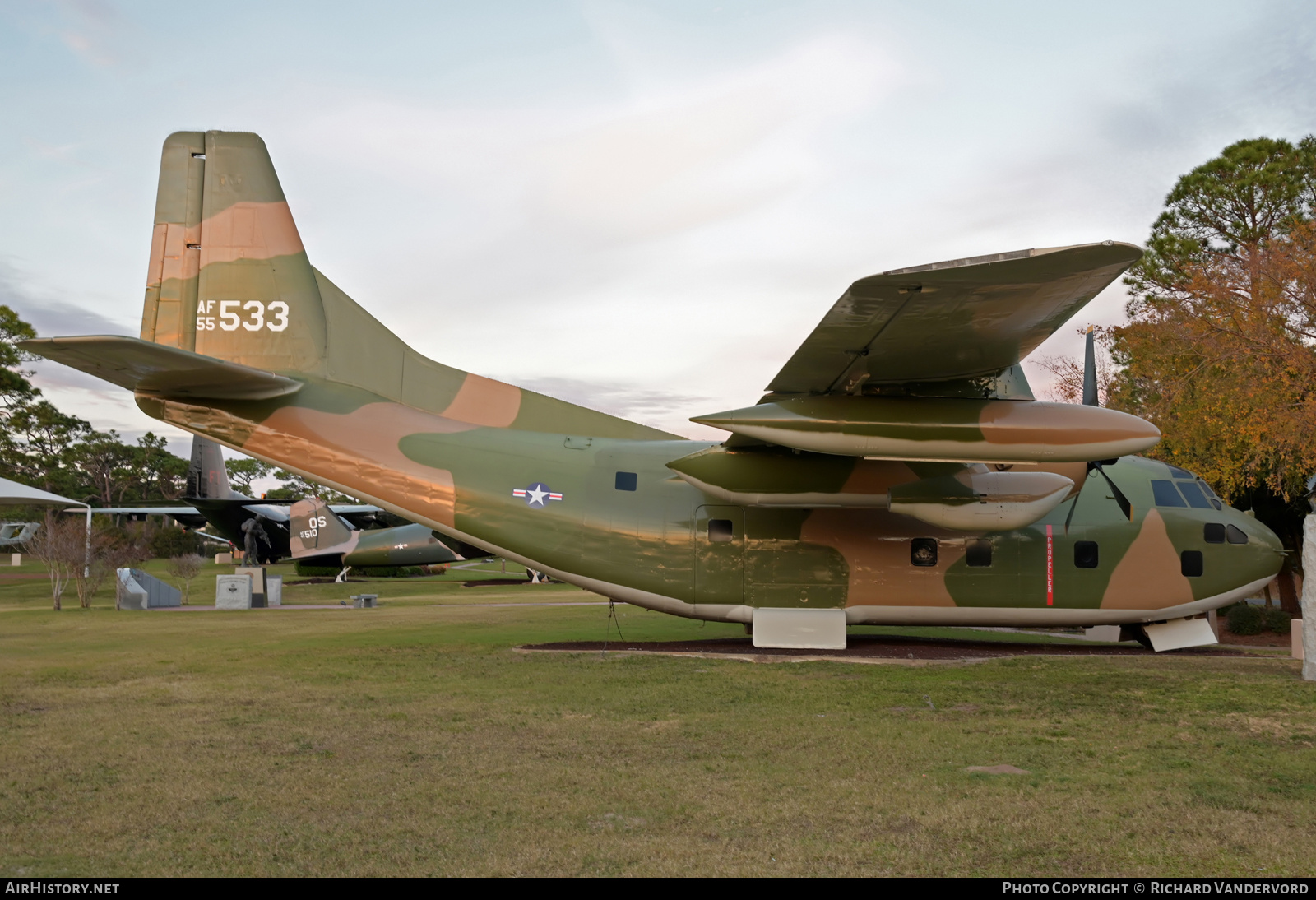 Aircraft Photo of 55-4533 / AF55-533 | Fairchild C-123K Provider | USA - Air Force | AirHistory.net #807201