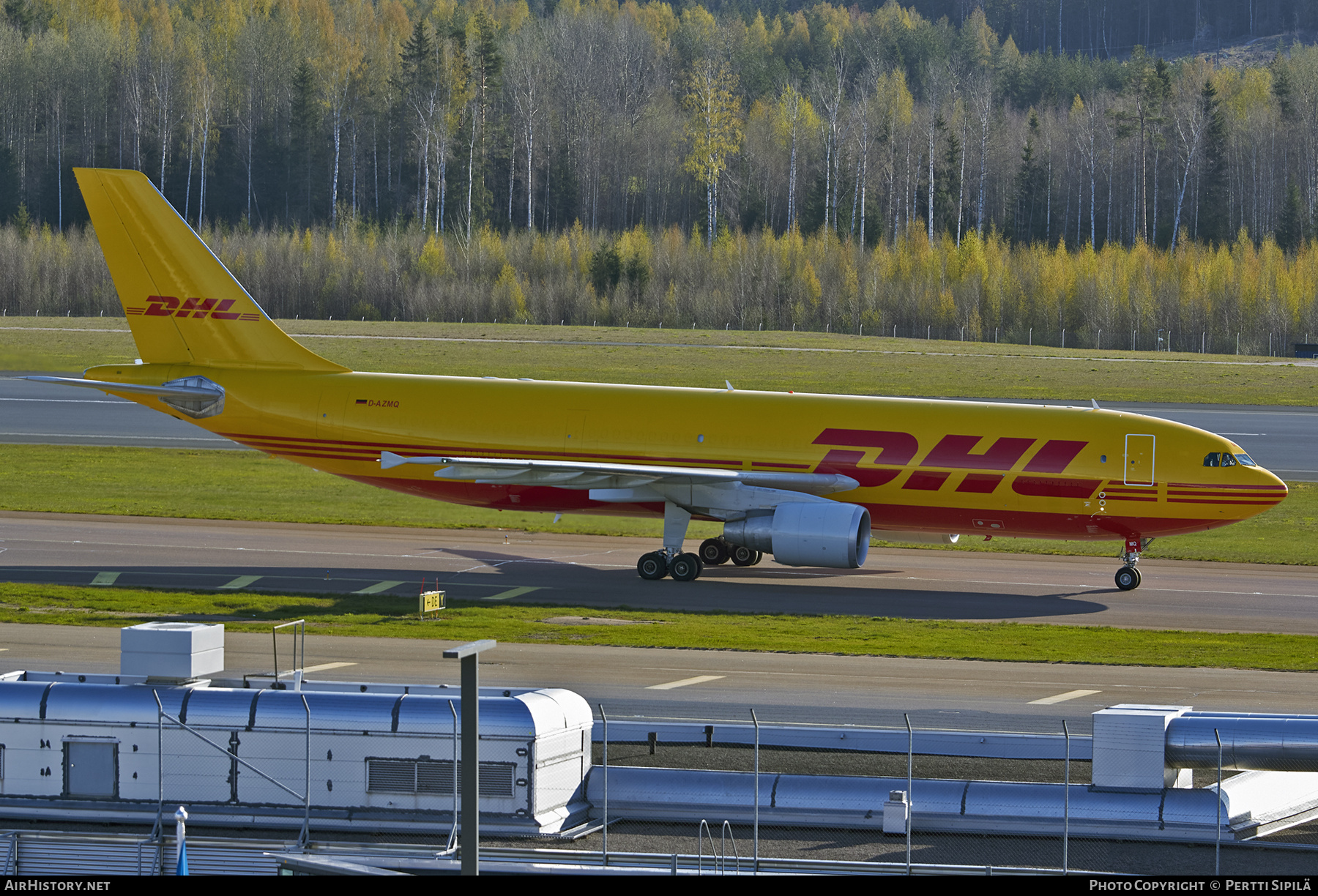 Aircraft Photo of D-AZMQ | Airbus A300B4-622R(F) | DHL International | AirHistory.net #807227