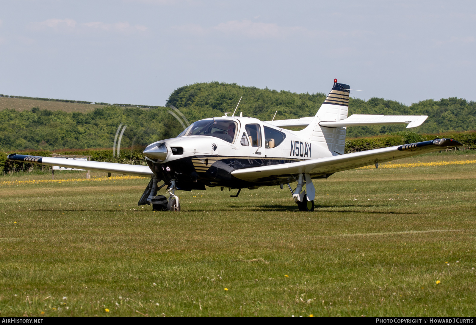 Aircraft Photo of N50AY | Rockwell Gran Turismo Commander 114A | AirHistory.net #807381