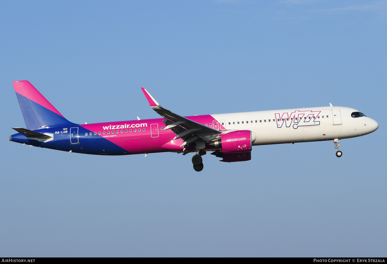 Aircraft Photo of HA-LGM | Airbus A321-271NX | Wizz Air | AirHistory.net #807429