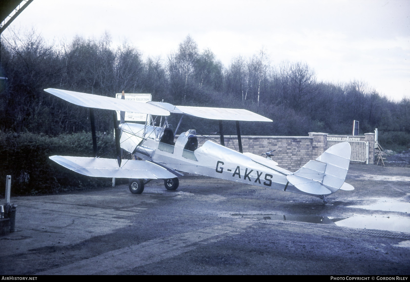 Aircraft Photo of G-AKXS | De Havilland D.H. 82A Tiger Moth II | AirHistory.net #807461