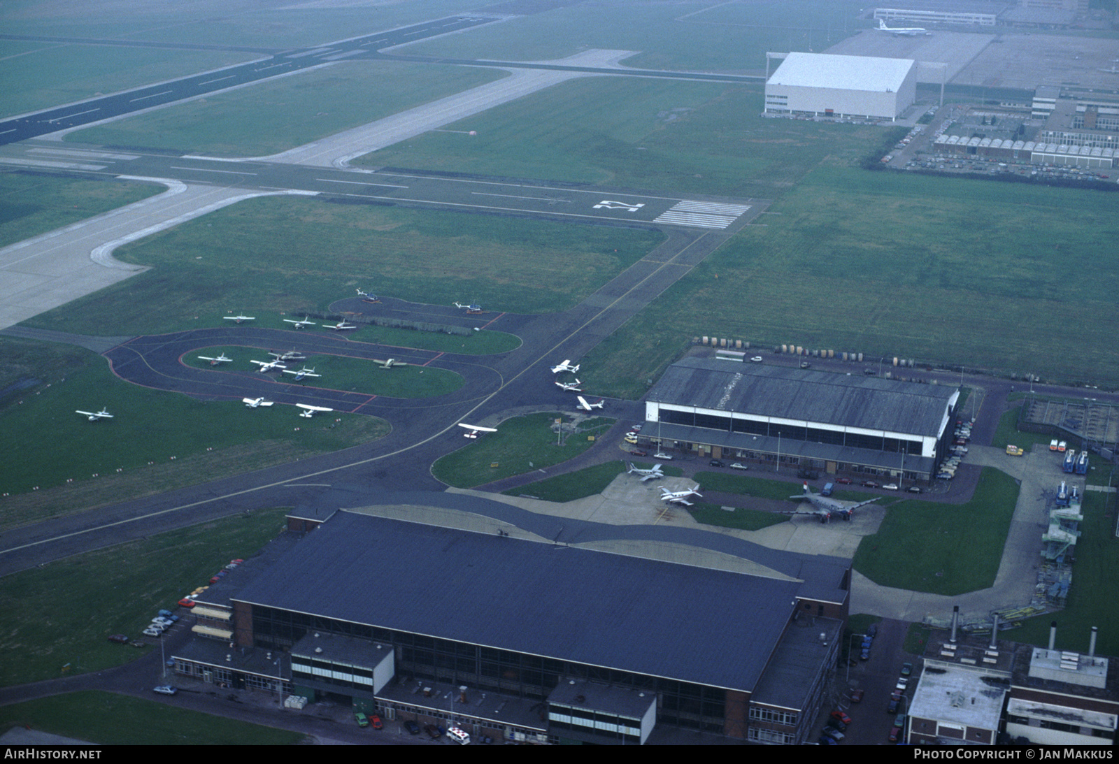 Airport photo of Amsterdam - Schiphol (EHAM / AMS) in Netherlands | AirHistory.net #807508