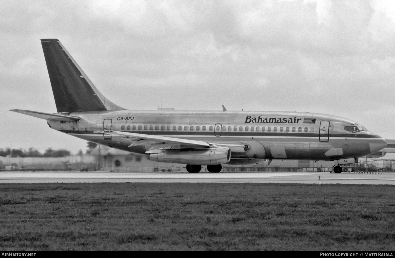 Aircraft Photo of C6-BFJ | Boeing 737-201 | Bahamasair | AirHistory.net #807513