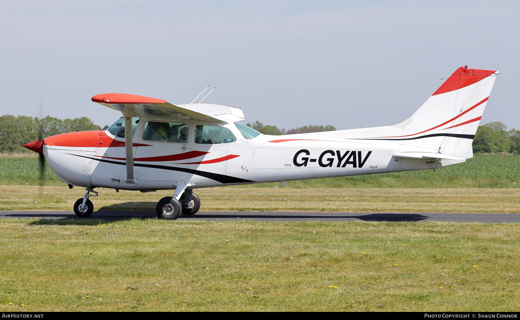 Aircraft Photo of G-GYAV | Cessna 172N Skyhawk | AirHistory.net #807731