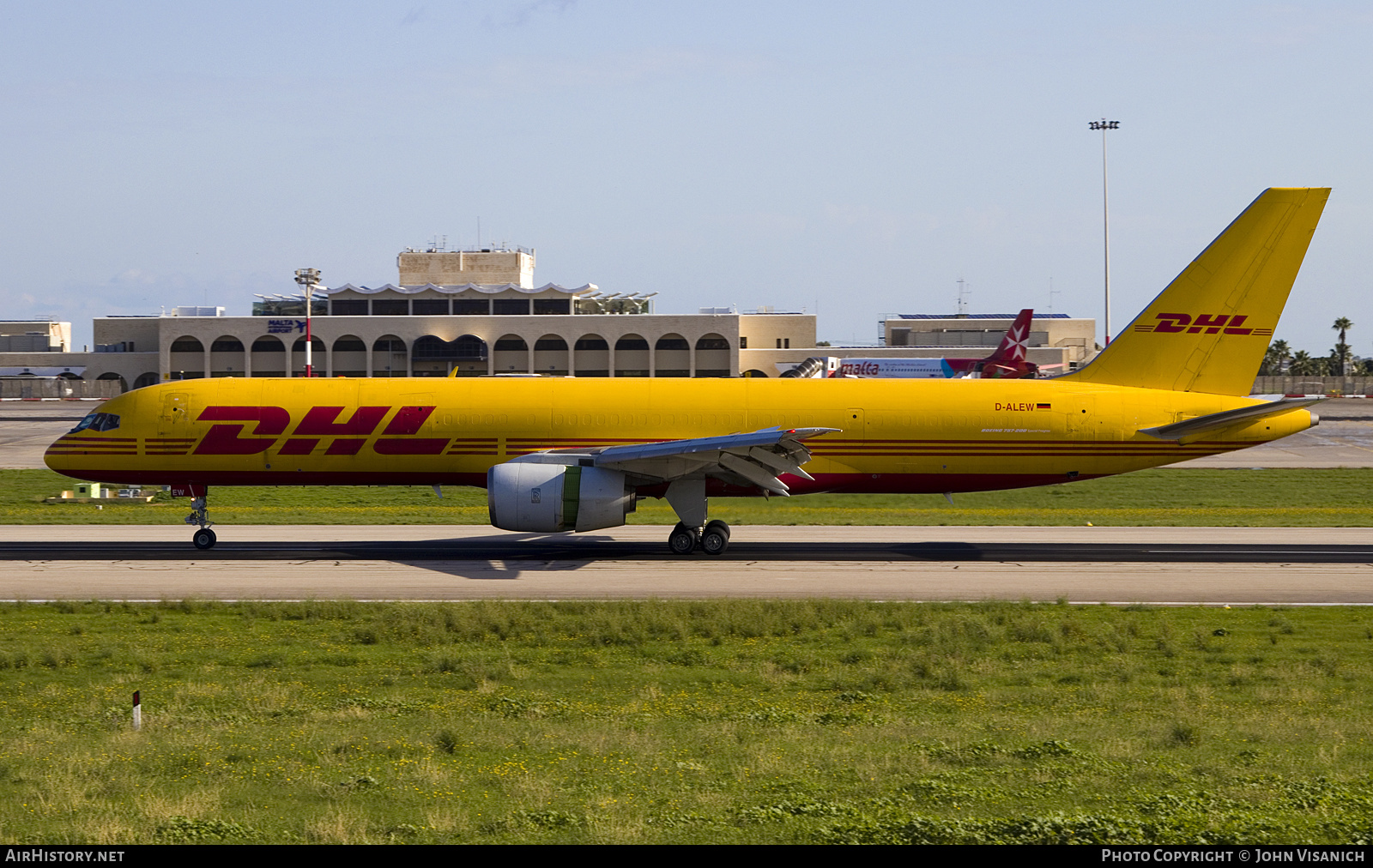 Aircraft Photo of D-ALEW | Boeing 757-236/SF | DHL International | AirHistory.net #807735