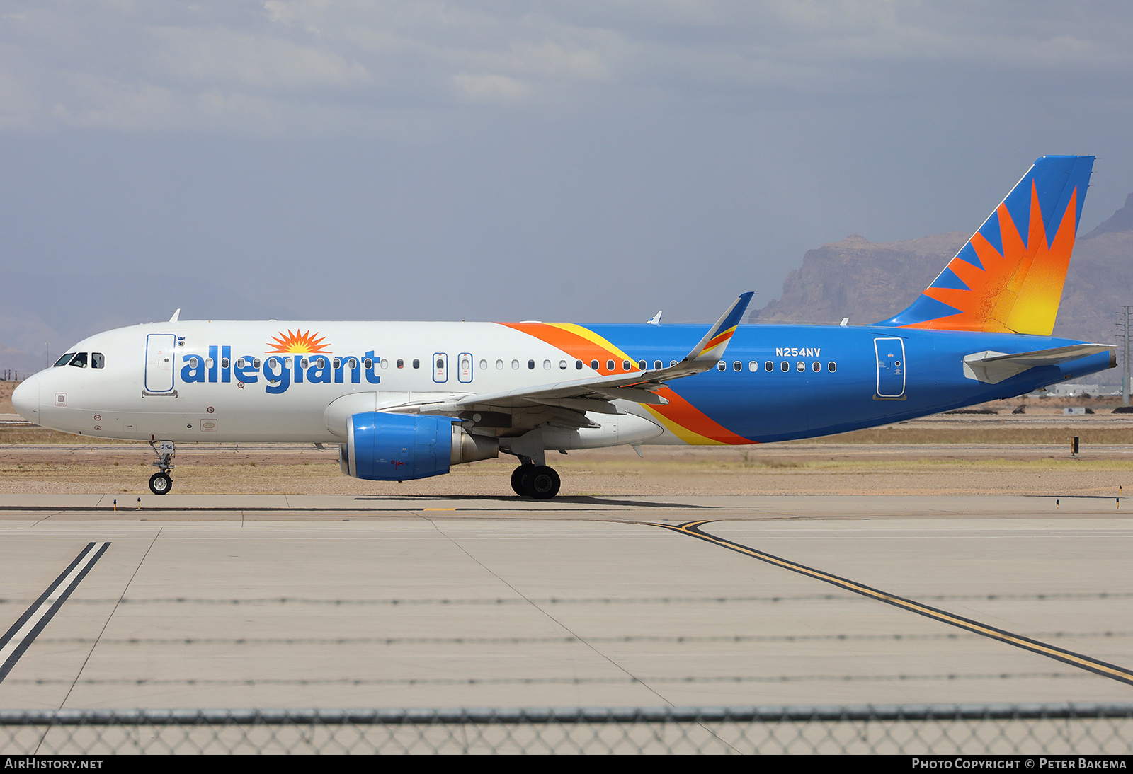 Aircraft Photo of N254NV | Airbus A320-214 | Allegiant Air | AirHistory.net #807846