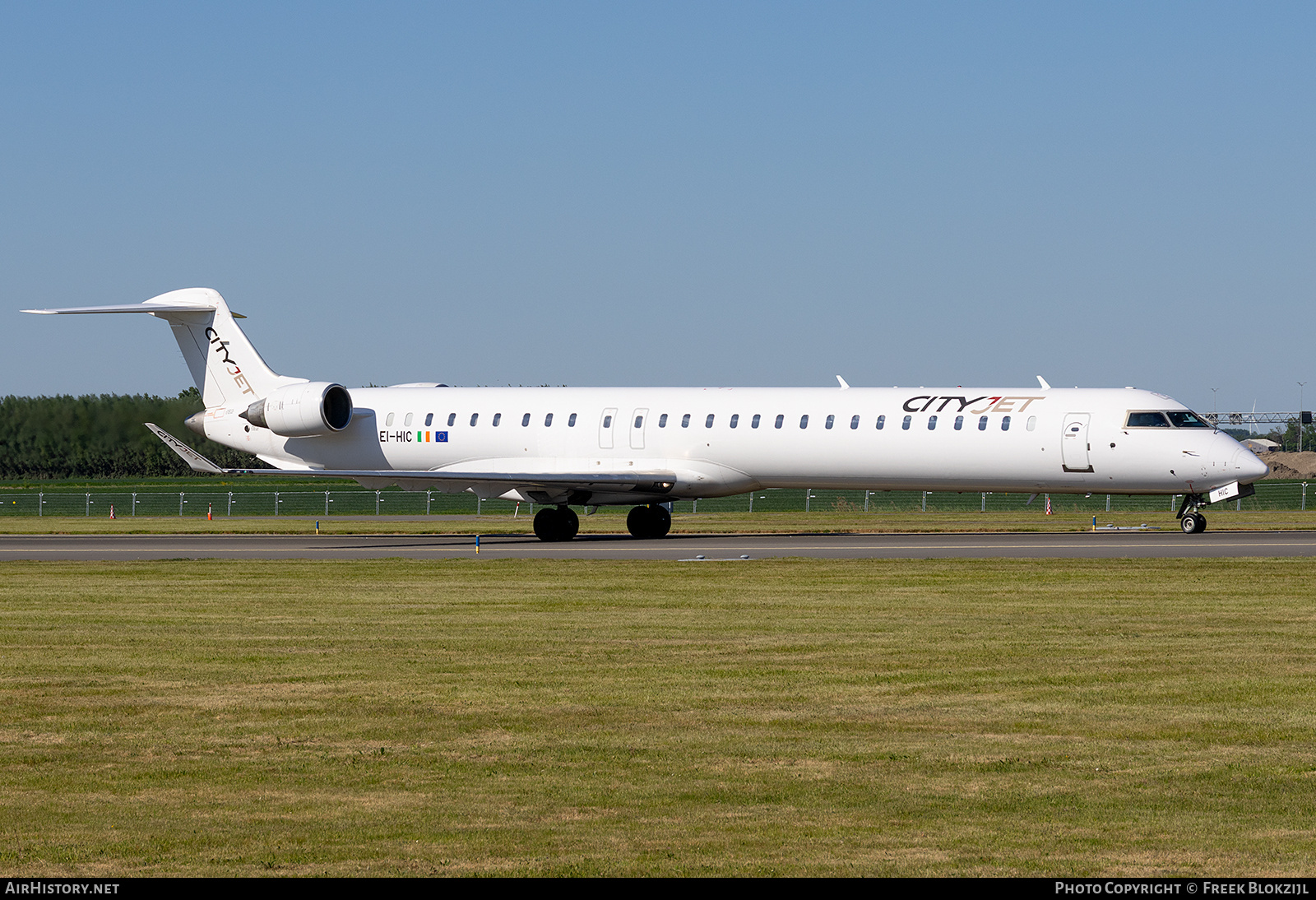 Aircraft Photo of EI-HIC | Bombardier CRJ-1000EL NG (CL-600-2E25) | CityJet | AirHistory.net #807899