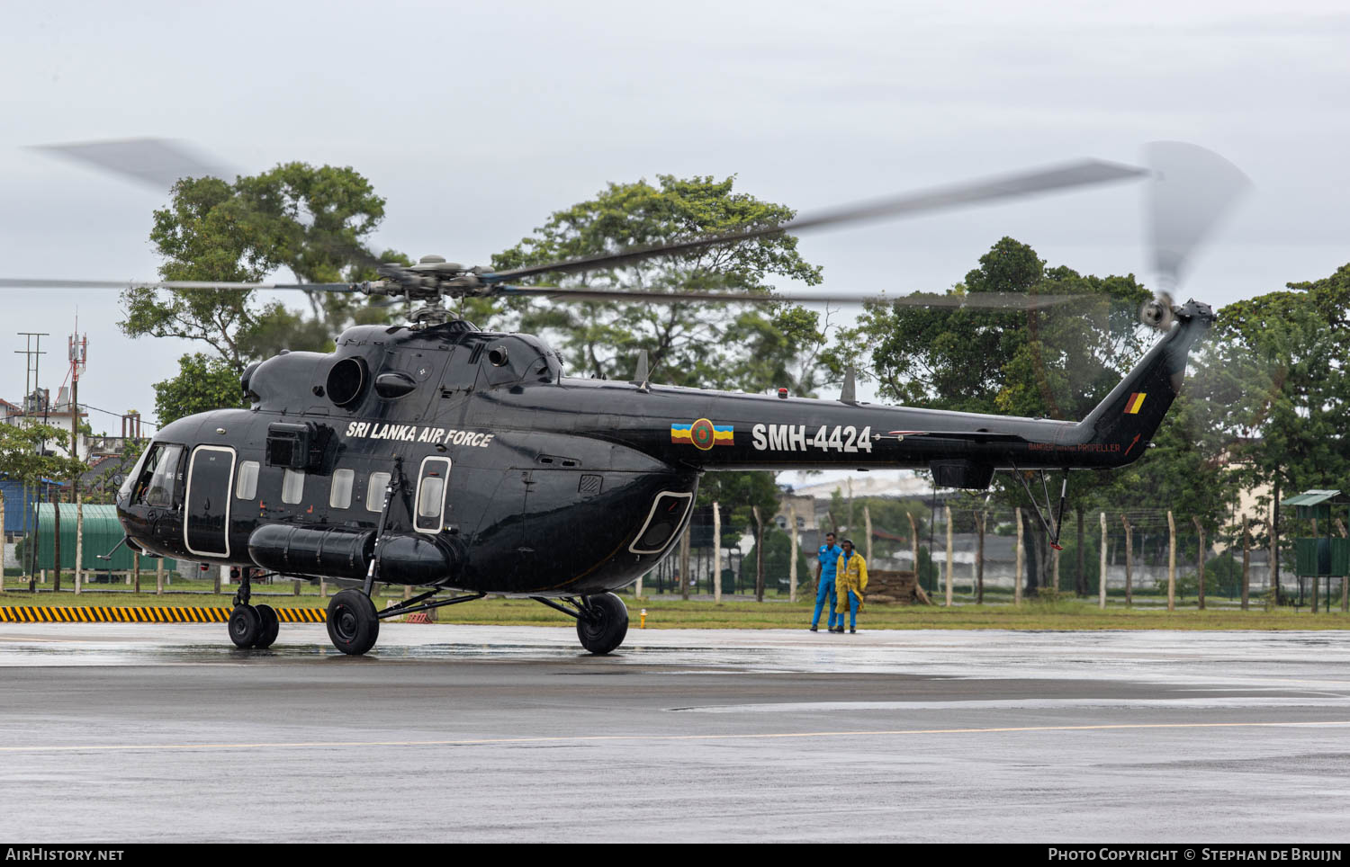 Aircraft Photo of SMH-4424 | Mil Mi-171E | Sri Lanka - Air Force | AirHistory.net #807926