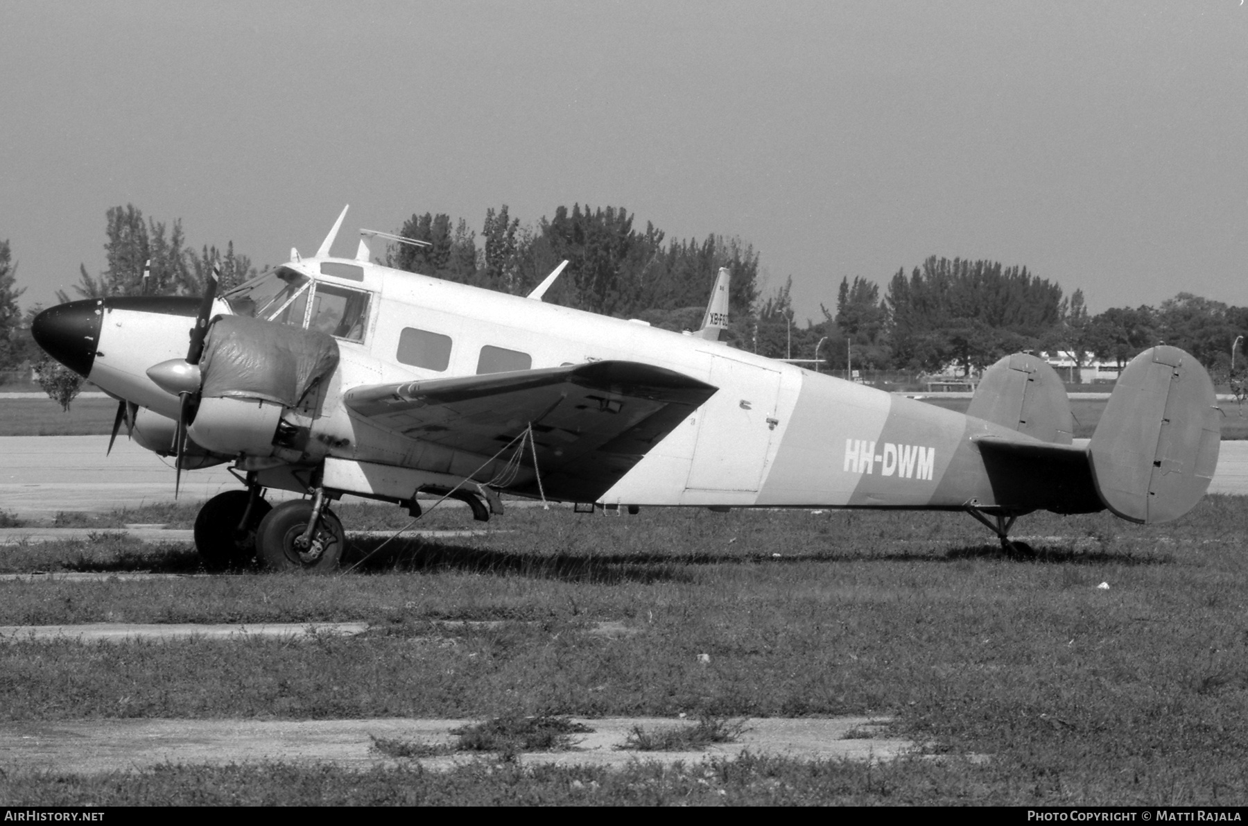 Aircraft Photo of HH-DWM | Beech E18S | AirHistory.net #807943