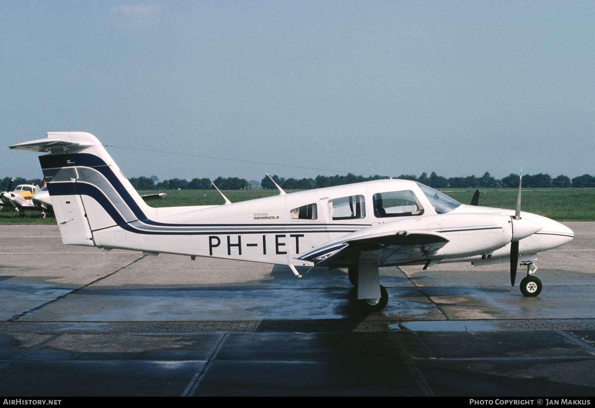 Aircraft Photo of PH-IET | Piper PA-44-180 Seminole | AirHistory.net #807961