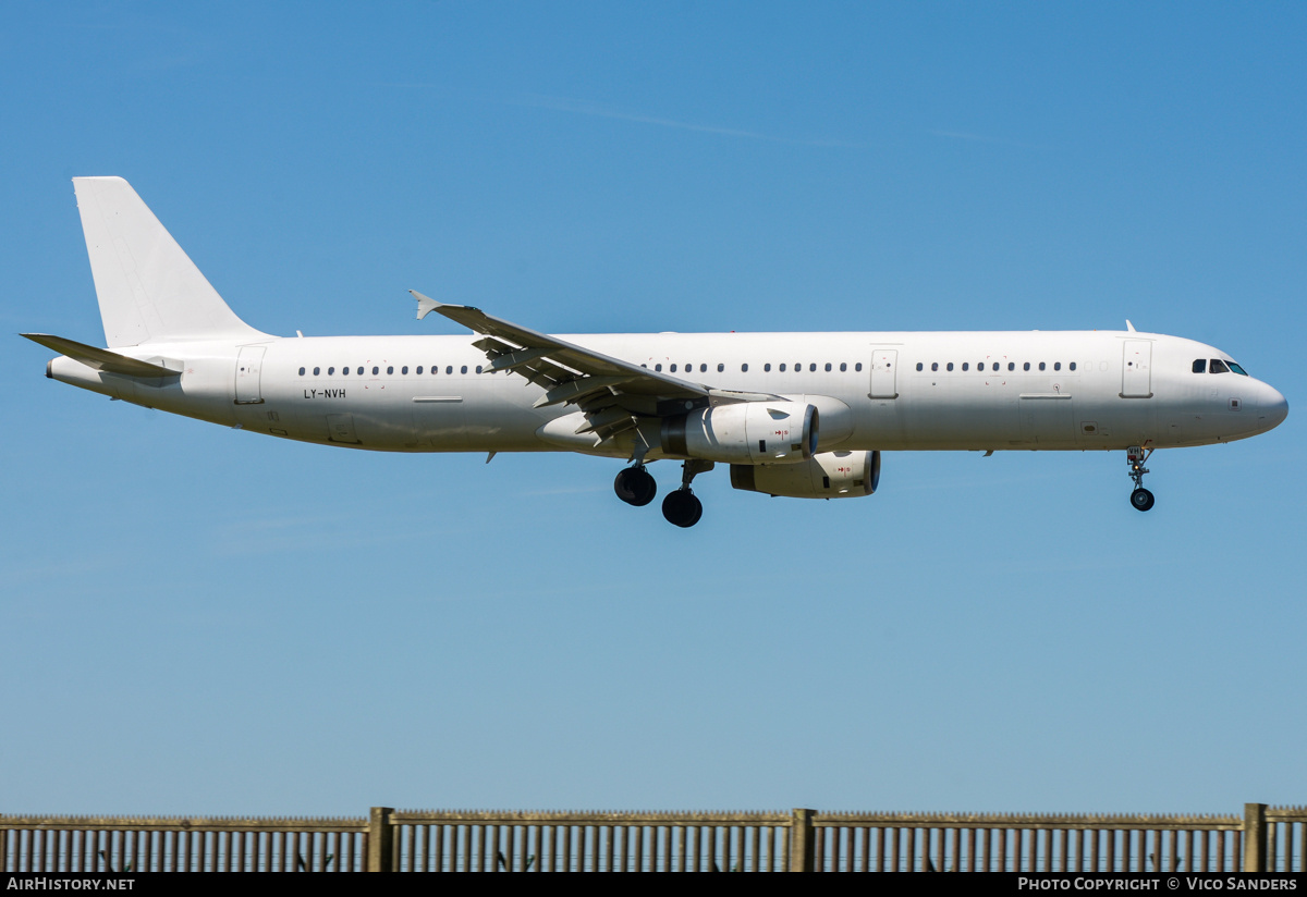 Aircraft Photo of LY-NVH | Airbus A321-231 | AirHistory.net #808067