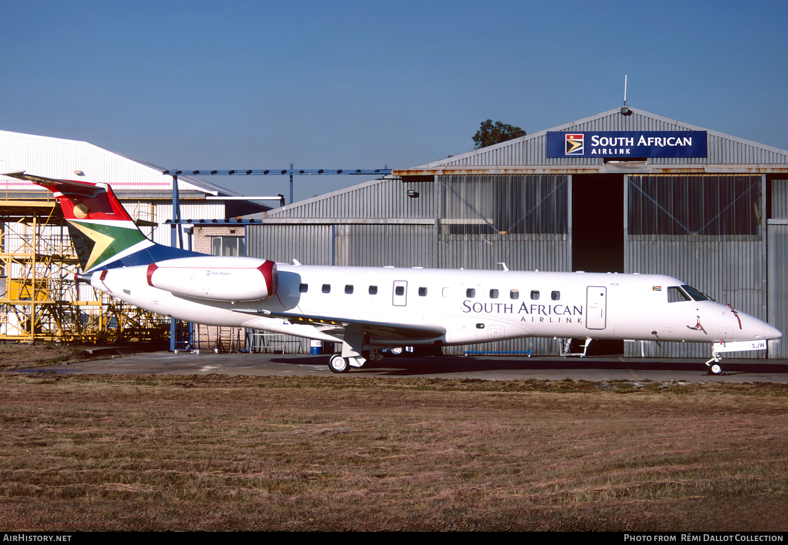 Aircraft Photo of ZS-SJW | Embraer ERJ-135LR (EMB-135LR) | South African Airlink | AirHistory.net #808099