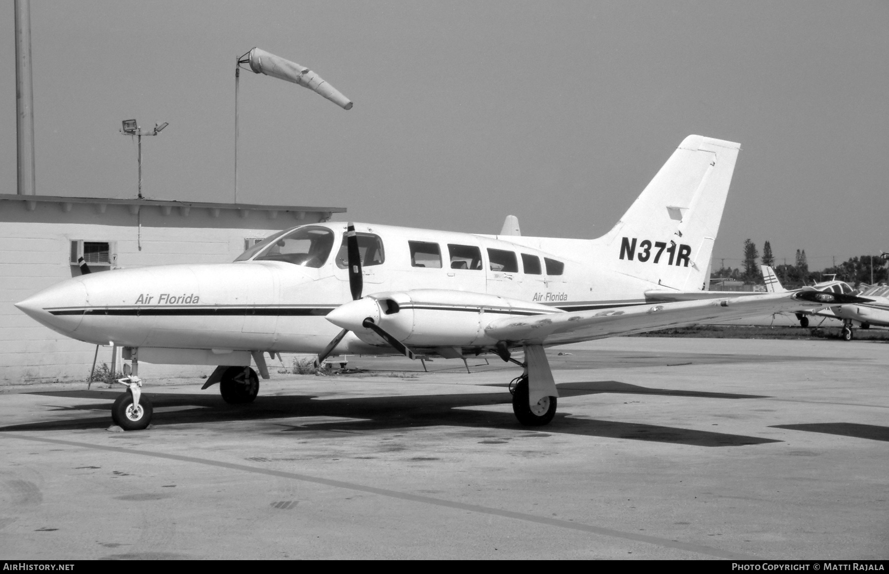 Aircraft Photo of N371R | Cessna 402C Businessliner | Air Florida | AirHistory.net #808198