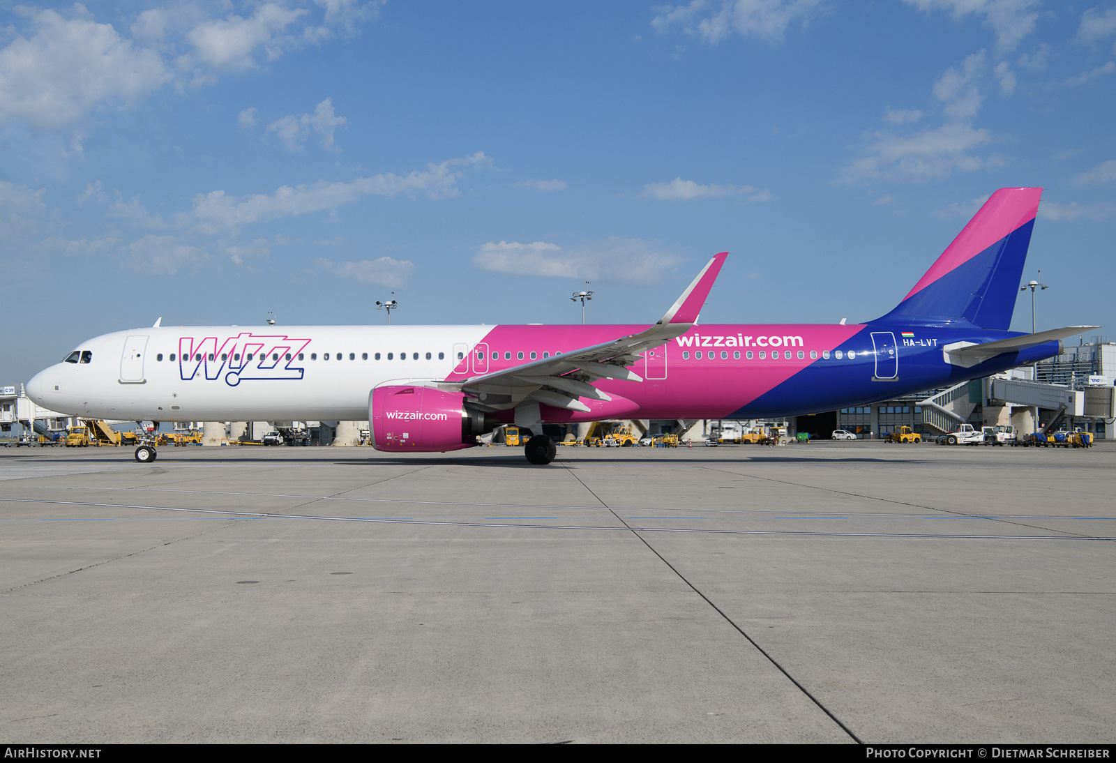 Aircraft Photo of HA-LVT | Airbus A321-271NX | Wizz Air | AirHistory.net #808262