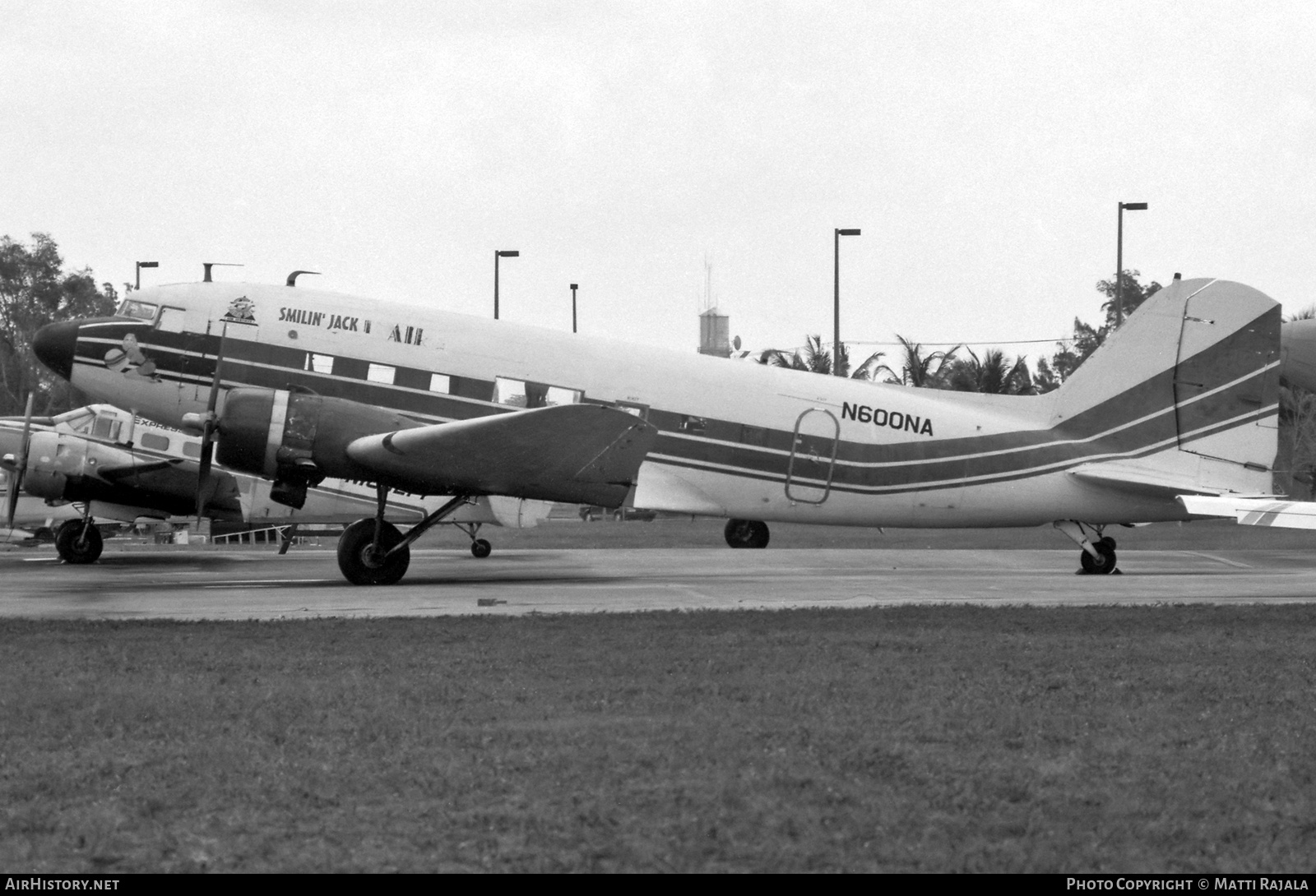 Aircraft Photo of N600NA | Douglas DC-3A-228D | Smilin' Jack Air Services | AirHistory.net #808267