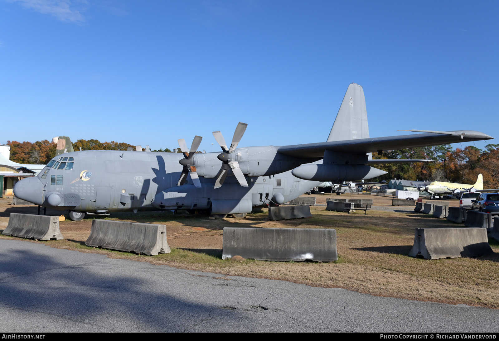 Aircraft Photo of 55-0014 / 50014 | Lockheed AC-130A Hercules (L-182) | USA - Air Force | AirHistory.net #808429