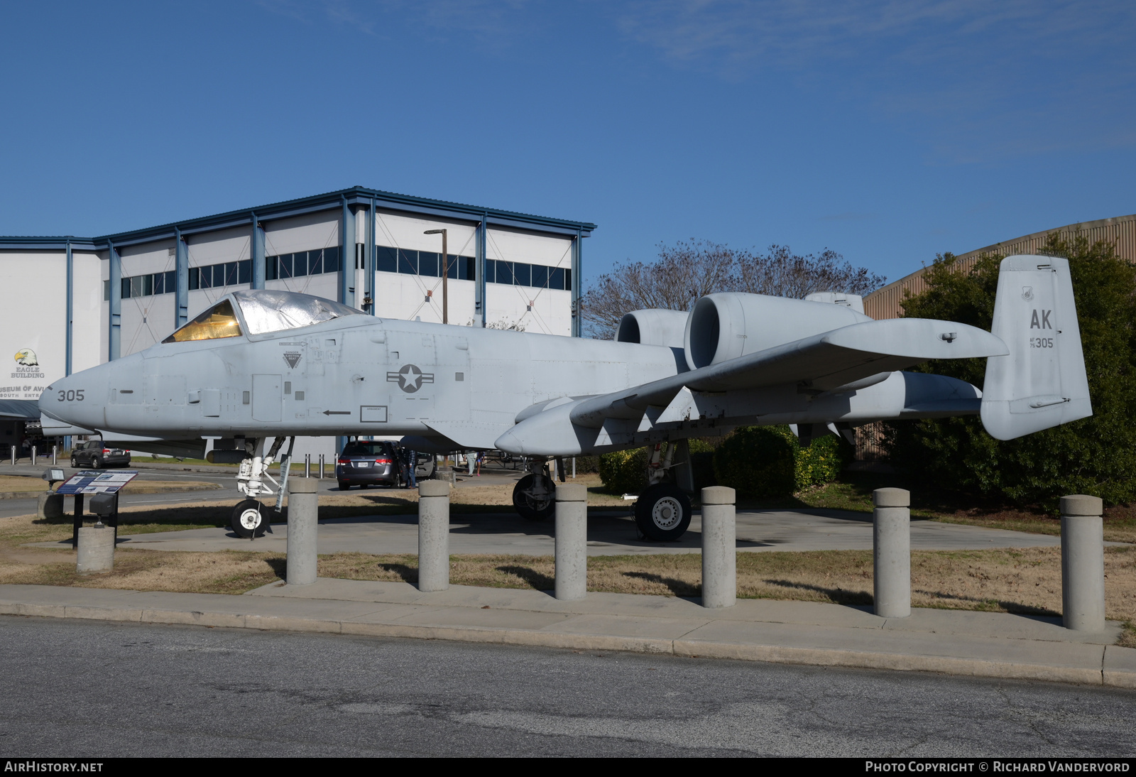 Aircraft Photo of 75-0305 / AF75-305 | Fairchild A-10A Thunderbolt II | USA - Air Force | AirHistory.net #808451