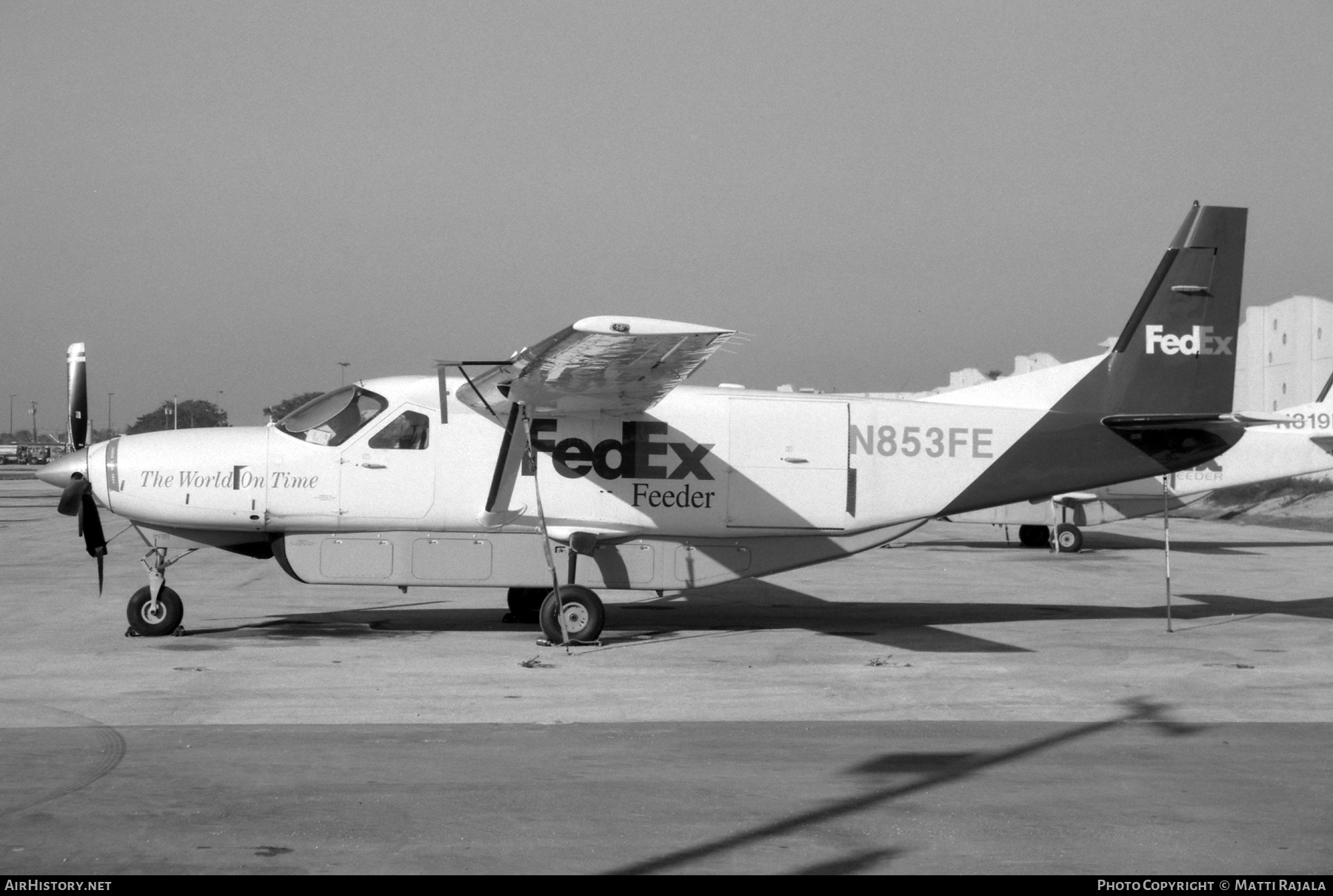Aircraft Photo of N853FE | Cessna 208B Super Cargomaster | FedEx Feeder | AirHistory.net #808533