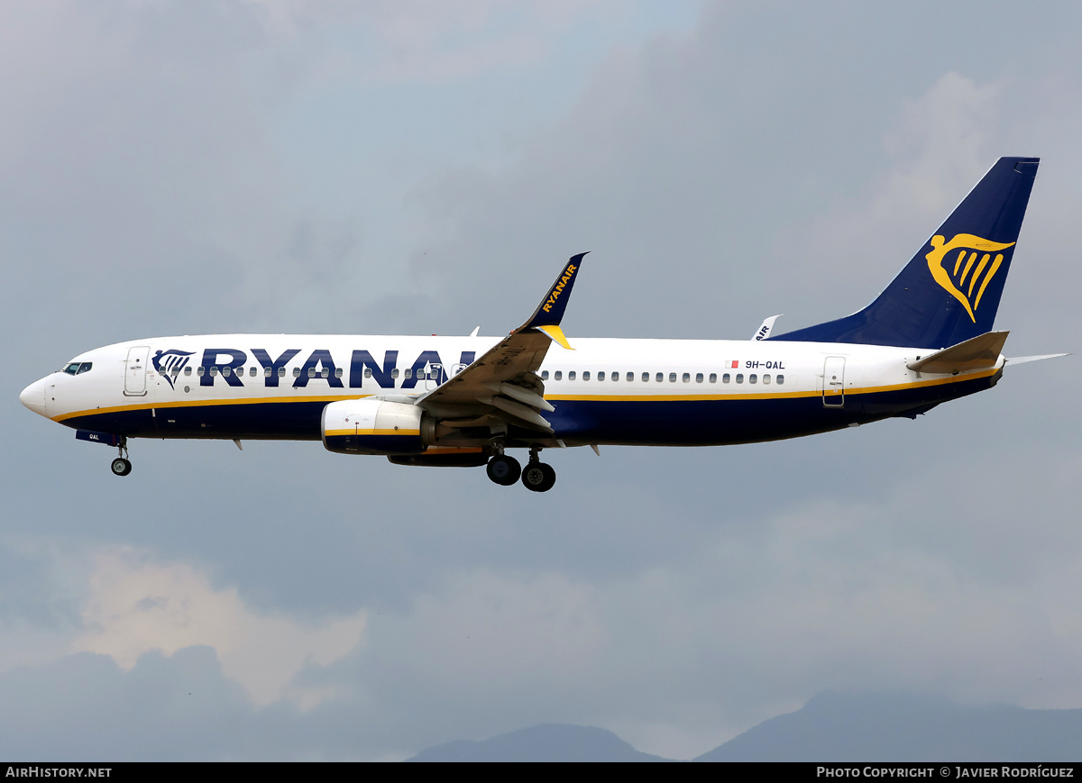 Aircraft Photo of 9H-QAL | Boeing 737-800 | Ryanair | AirHistory.net #808543