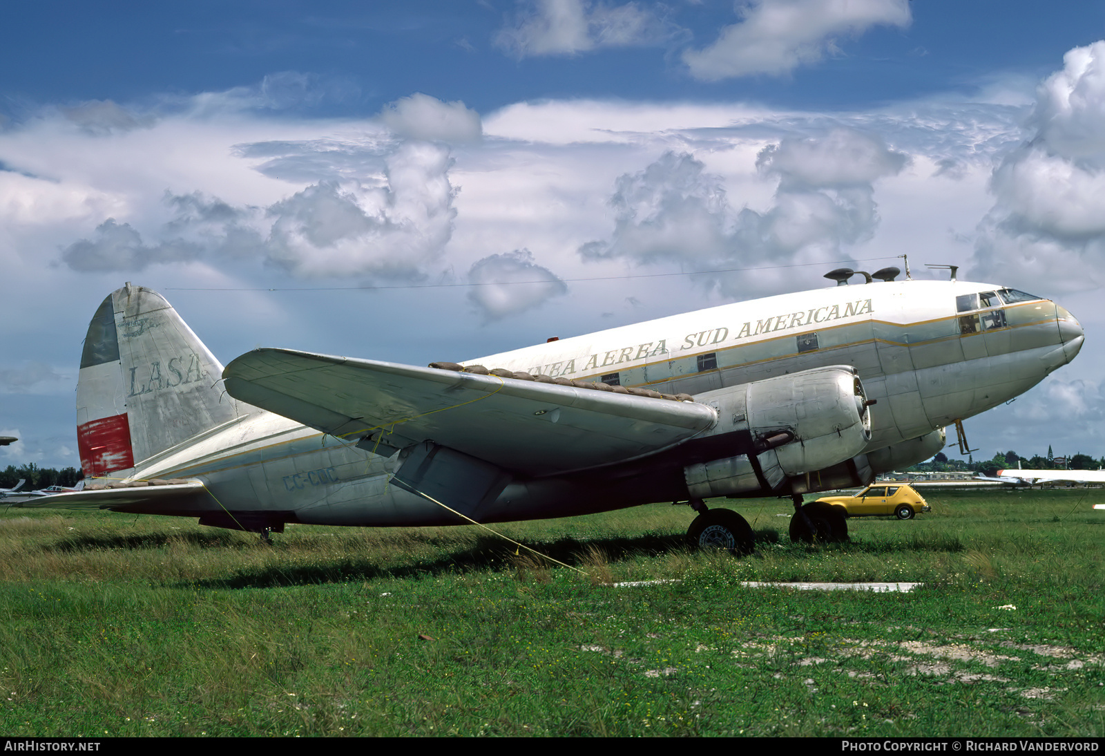 Aircraft Photo of CC-CDC | Curtiss C-46D Commando | Línea Aérea Sud Americana - LASA | AirHistory.net #808598