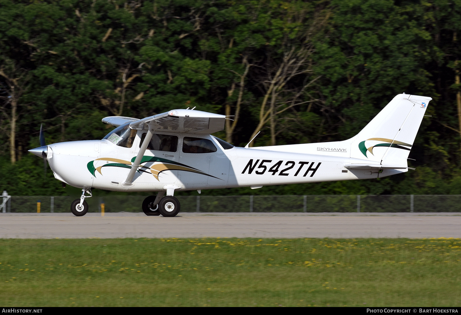 Aircraft Photo of N542TH | Cessna 172S Skyhawk | AirHistory.net #808616