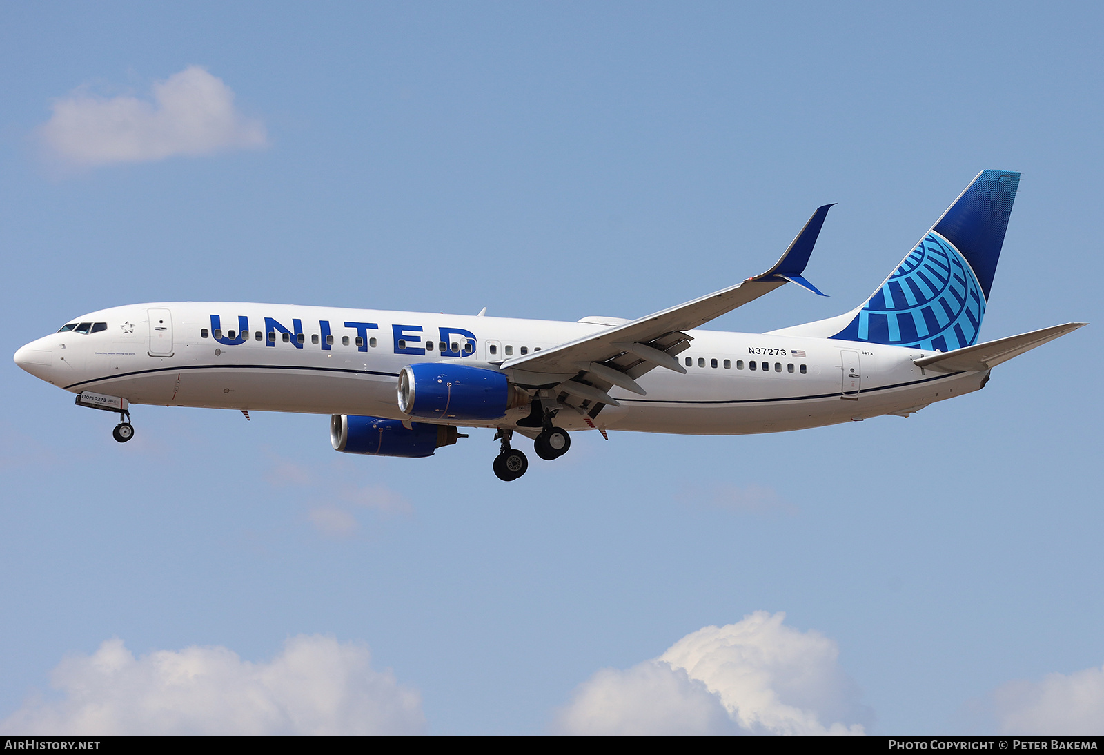 Aircraft Photo of N37273 | Boeing 737-824 | United Airlines | AirHistory.net #808654