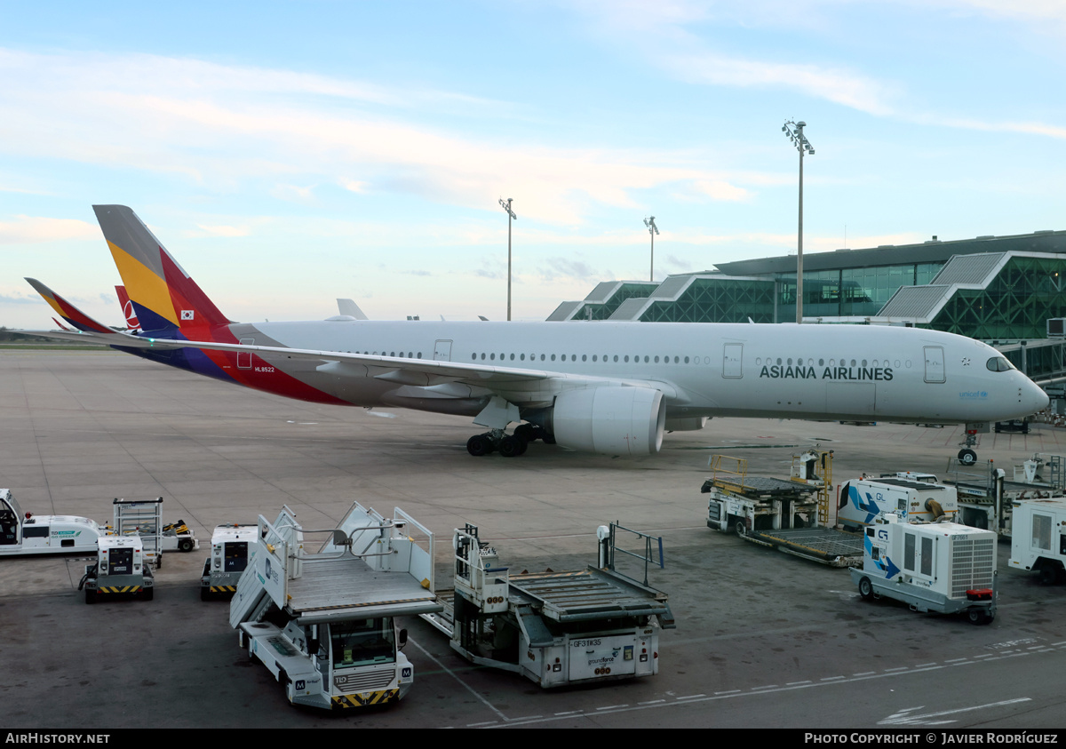 Aircraft Photo of HL8522 | Airbus A350-941 | Asiana Airlines | AirHistory.net #808699