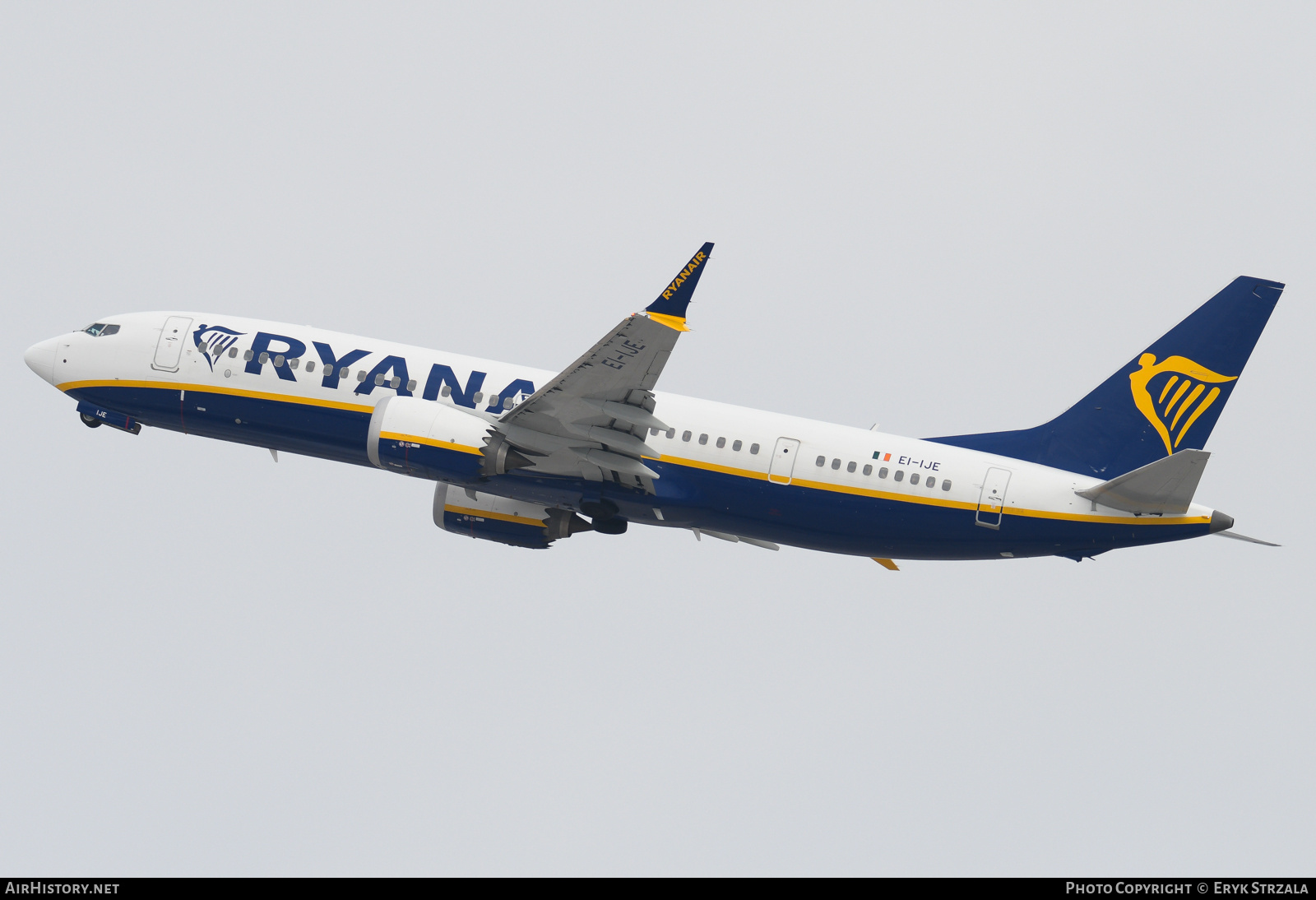 Aircraft Photo of EI-IJE | Boeing 737-8200 Max 200 | Ryanair | AirHistory.net #808702